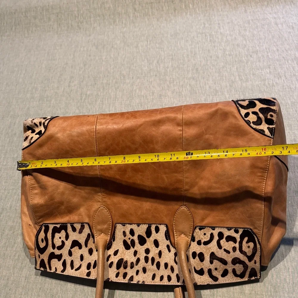 Elegant and spacious Tan Tote Bag